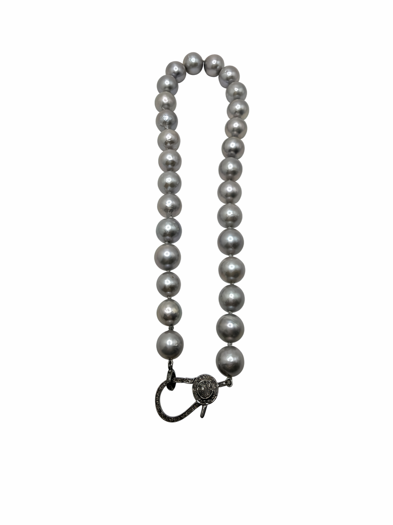 Luminous Majestic Grey Pearl Necklace