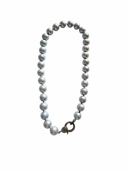 Luminous Grey Pearl Necklace